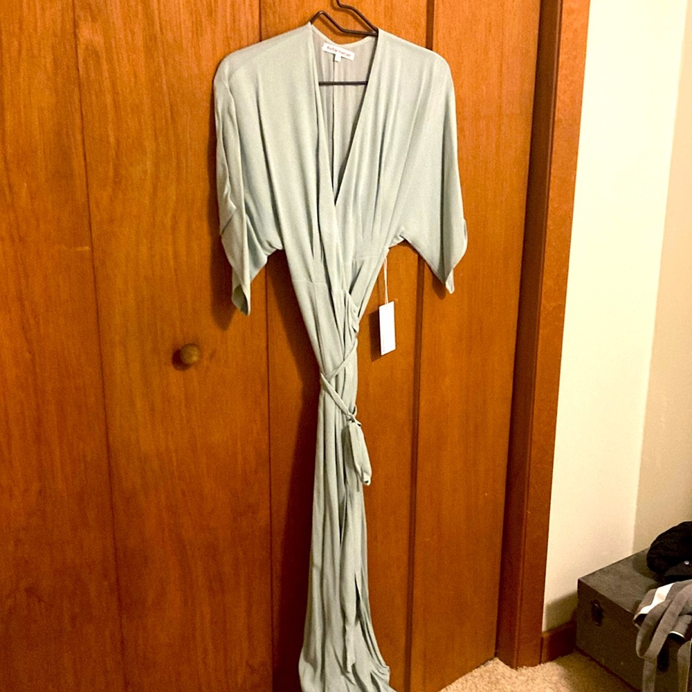 I bought this to try on and didn’t return in time. It’s too long for me..